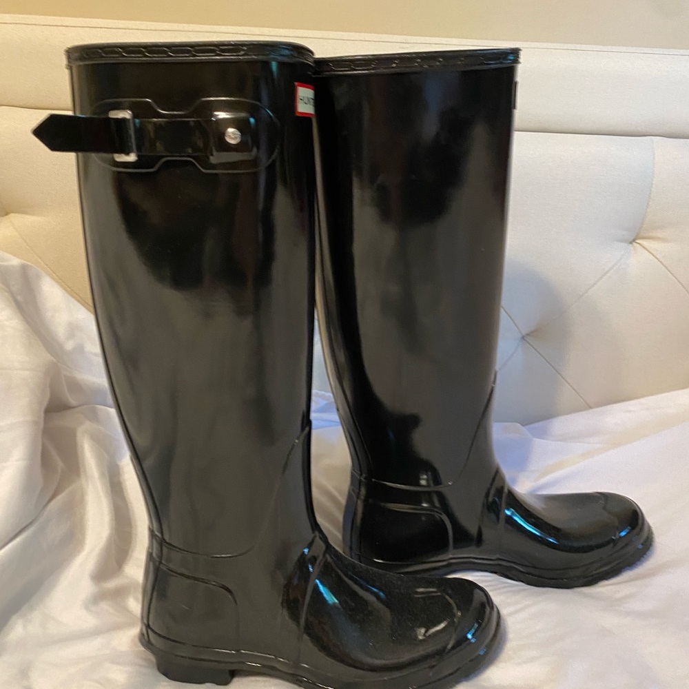 Hunter Glossy Black Rain Boots